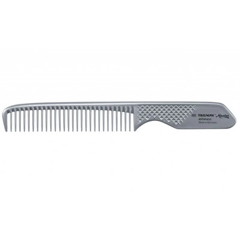 Triumph fésű hajvágáshoz 8"